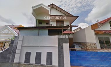 Dijual Rumah Besar Di Area Vila dan Cafe Dekat Jl Magelang