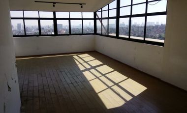 Oficina en Renta en Constituyentes!!