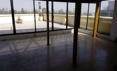 Oficina en Renta en Constituyentes!!