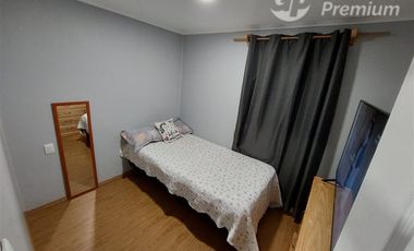 Casa de 2 pisos en venta de 4 dorm 2 baños en Calera