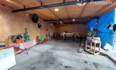 Casa de 2 pisos en venta de 4 dorm 2 baños en Calera