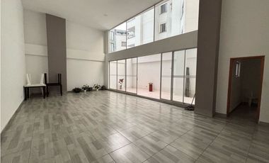apartamento en arriendo en los alpes. Cod A20970