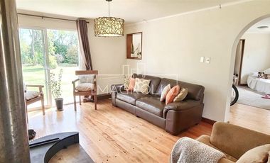 Casa en venta de 5 dorm. en Machalí