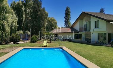 Casa en venta de 5 dorm. en Machalí