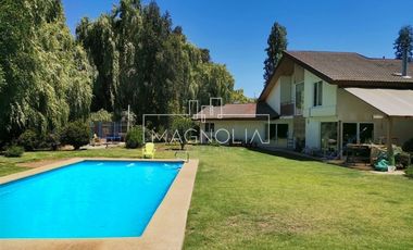 Casa en venta de 5 dorm. en Machalí