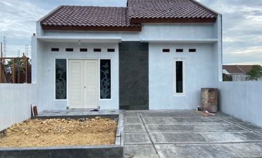 Dijual Rumah Di Dekat Stasiun Srowot