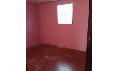 CASA EN VENTA EN LA SIESTA DE TOCUMEN A 3 CALLES DE LA ZONA PAGA