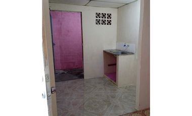 CASA EN VENTA EN LA SIESTA DE TOCUMEN A 3 CALLES DE LA ZONA PAGA