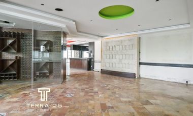 LOCAL COMERCIAL EN RENTA EN SANTA  FE, EXCELENTE PARA RESTAURANTE