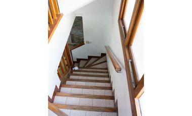 PROPIEDAD EN BLOCK. CASA + DEPARTAMENTO + LOCAL.