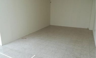 Oficina en 1er. piso de 354 m² en el centro de Veracruz. Cuenta con divisiones