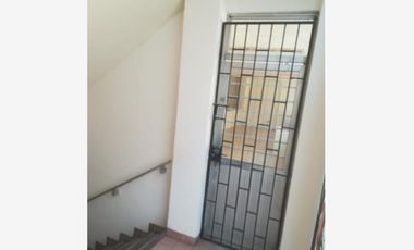 Oficina en 1er. piso de 354 m² en el centro de Veracruz. Cuenta con divisiones