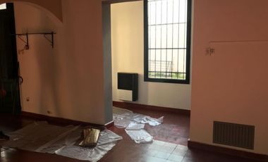 SE ALQUILA HERMOSA CASA CON ESTILO  ZONA CENTRO