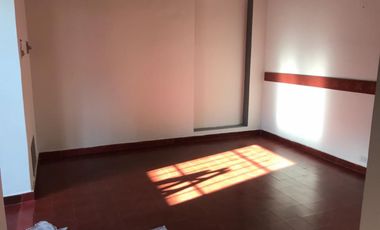 SE ALQUILA HERMOSA CASA CON ESTILO  ZONA CENTRO