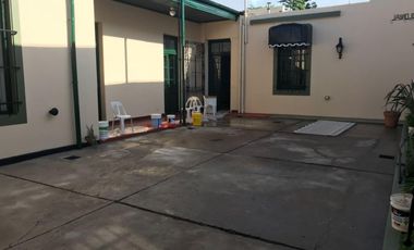 SE ALQUILA HERMOSA CASA CON ESTILO  ZONA CENTRO