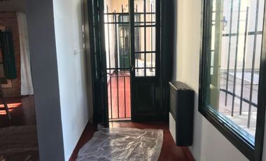 SE ALQUILA HERMOSA CASA CON ESTILO  ZONA CENTRO