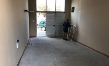 SE ALQUILA HERMOSA CASA CON ESTILO  ZONA CENTRO