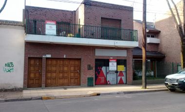 Casa en el centro de Mercedes Buenos Aires. a 3 cuadras de Tribunales