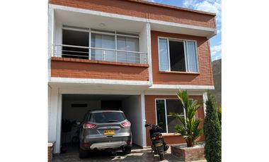 CASA EN VENTA EN CONDOMINIO COUNTRY PLAZA 1, JAMUNDI