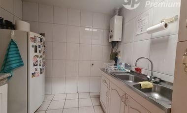 Casa en venta en La Cisterna uso habitacional u oficinas