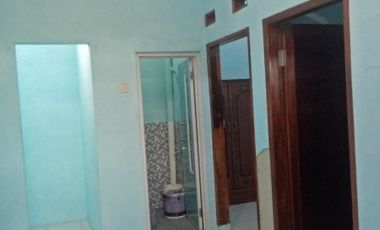 Dijual murah rumah 2 lantai strategis di cluster mulyamekar Purwakarta