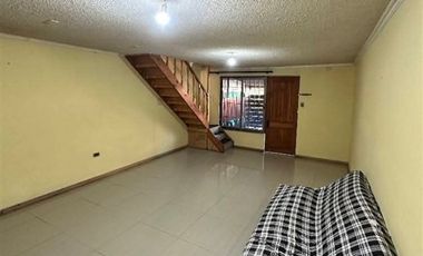 Casa en venta de 2 dorm. en Curicó