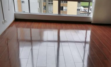 apartamento en arriendo/venta en el verbenal-usaquén. Cod A1104007
