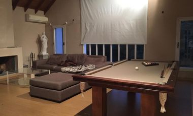 Casa en Highland Park Country Club