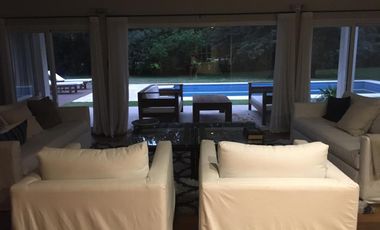 Casa en Highland Park Country Club