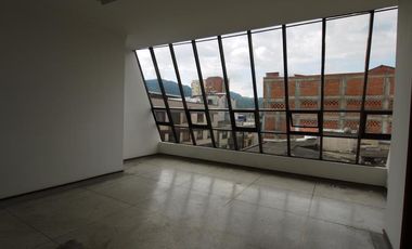 oficina en arriendo/venta en centro. Cod V6776