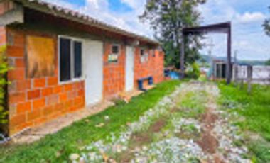 GALPÓN VENTA SANTANDER CON 2 GALPONES Y   25770 M² LOTE. Cod V6556