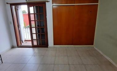 TRIPLEX VENTA RAMOS MEJIA SUR