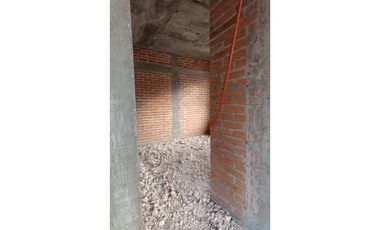 CASA LISTA PARA CONSTRUIR HASTA 3 PISOS EN NUEVA JERUSALÉN
