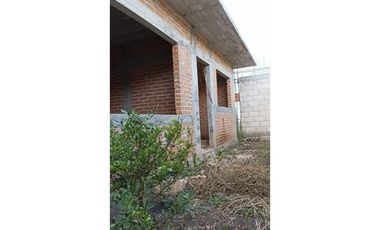 CASA LISTA PARA CONSTRUIR HASTA 3 PISOS EN NUEVA JERUSALÉN