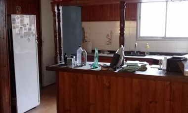 Ideal Inversores  Casa a restaurar con importante superficie de lote.