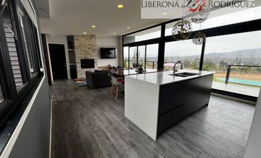 Casa en Venta en Parcela con casa en Cajón de Lebu, Limache
