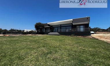 Casa en Venta en Parcela con casa en Cajón de Lebu, Limache