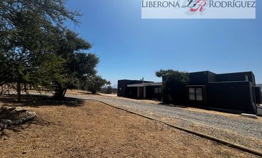 Casa en Venta en Parcela con casa en Cajón de Lebu, Limache