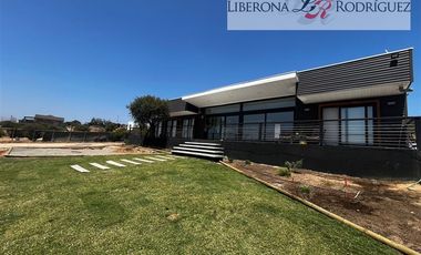 Casa en Venta en Parcela con casa en Cajón de Lebu, Limache