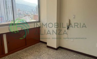 oficina en arriendo en centro. Cod A189