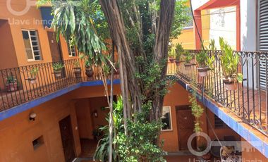 Venta de Edificio Comercial (Hotel) de 2 Niveles y 22 habitaciones en esquina de calle Malpica, Col. Centro, Coatzacoalcos, Ver.