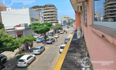 Venta de Edificio Comercial (Hotel) de 2 Niveles y 22 habitaciones en esquina de calle Malpica, Col. Centro, Coatzacoalcos, Ver.