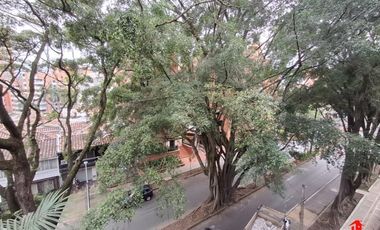 apartamento en venta en laureles. Cod V6407