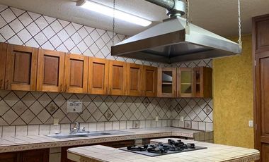 Casa en venta y Renta en Ampliación el Triunfo,  Av. cardiólogos 128, central de abastos