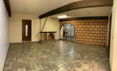 Casa en venta y Renta en Ampliación el Triunfo,  Av. cardiólogos 128, central de abastos