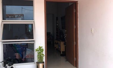 casa en venta en lomitas. Cod V10995