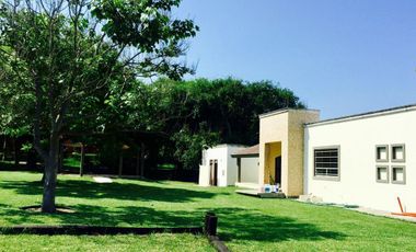 HERMOSA QUINTA EN MONTEMORELOS