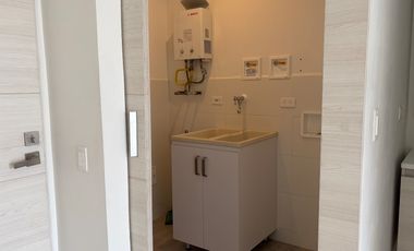 apartamento en arriendo en alto de las palmas. Cod A9763598