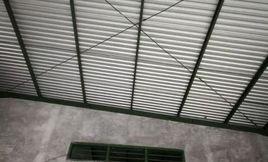 Jual Gudang Atap Besi Sangat Strategis di Jalan Monginsidi Kota Kediri
