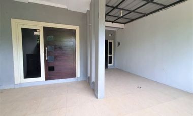 Rumah Hadap Taman Cluster Duta Bumi Harapan Indah Bekasi